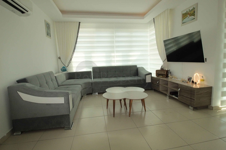 Трехкомнатная квартира с видом на море