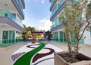 Трехкомнатная квартира с видом на море