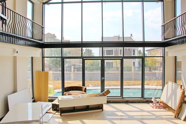 Люкс вилла 9+1 с садом в районе Дошемеальты Анталья