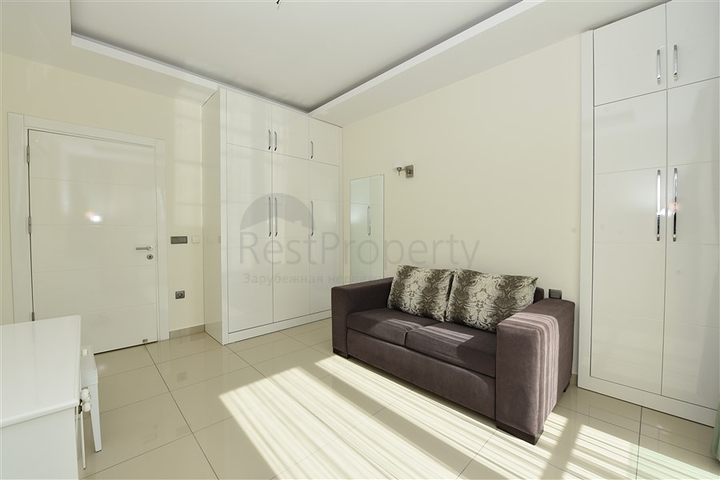 Ваш кусочек рая на первой береговой линии с видом на море