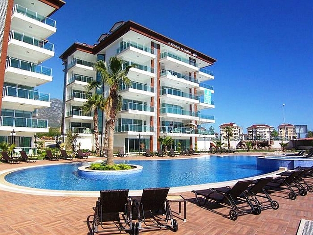 Ваш кусочек рая на первой береговой линии с видом на море