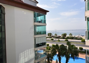 Ваш кусочек рая на первой береговой линии с видом на море