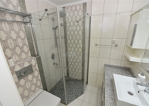 Ваш кусочек рая на первой береговой линии с видом на море