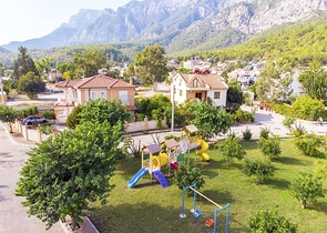 Отдельностоящая вилла 3+1 с мебелью в Гейнюке Кемере 