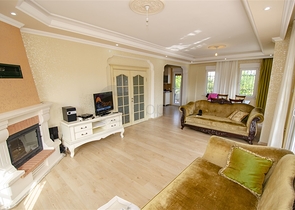 Отдельностоящая вилла 3+1 с мебелью в Гейнюке Кемере 