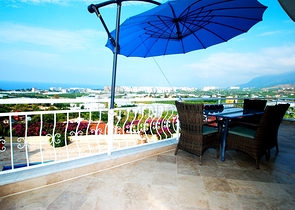 Дуплекс с мебелью и видом на море в Каргыджаке