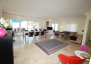 Дуплекс с мебелью и видом на море в Каргыджаке