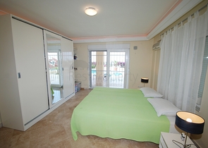 Дуплекс с мебелью и видом на море в Каргыджаке