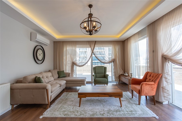 Шикарный пентхаус на первой береговой линии