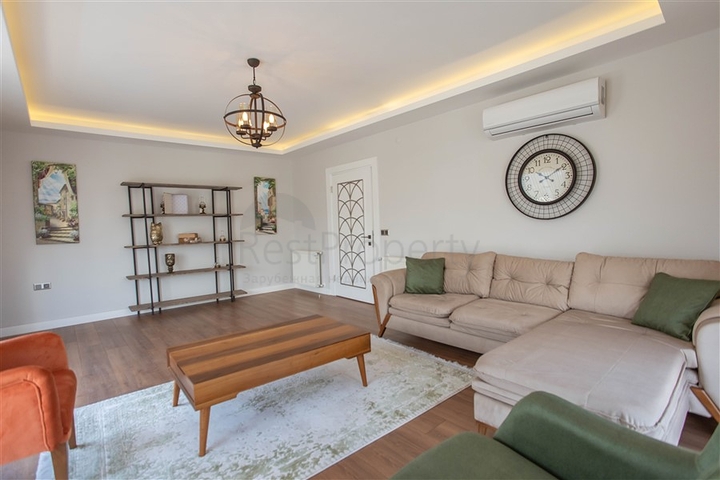 Шикарный пентхаус на первой береговой линии