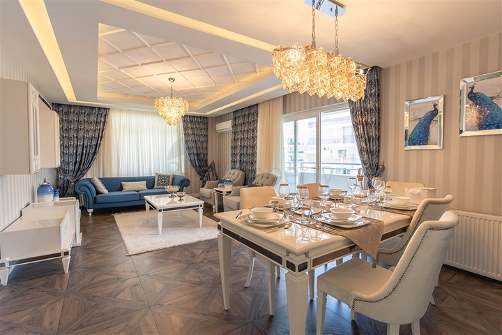 Шикарный пентхаус на первой береговой линии