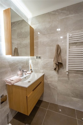 Шикарный пентхаус на первой береговой линии