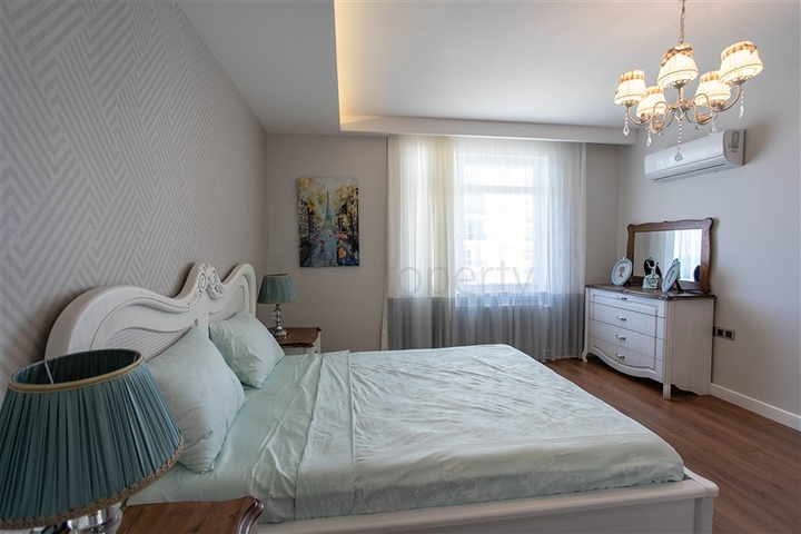 Шикарный пентхаус на первой береговой линии