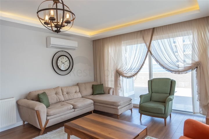 Шикарный пентхаус на первой береговой линии