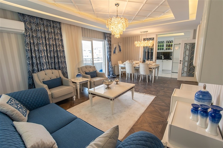 Шикарный пентхаус на первой береговой линии