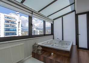 Шикарный пентхаус на первой береговой линии