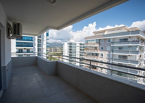 Шикарный пентхаус на первой береговой линии