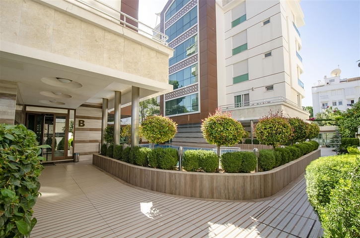 Элитная квартира 1+1 с мебелью в 150 м от моря и реки Боачай