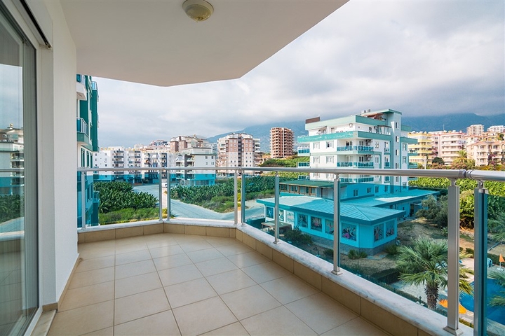 Двухкомнатная квартира с мебелью в Махмутларе