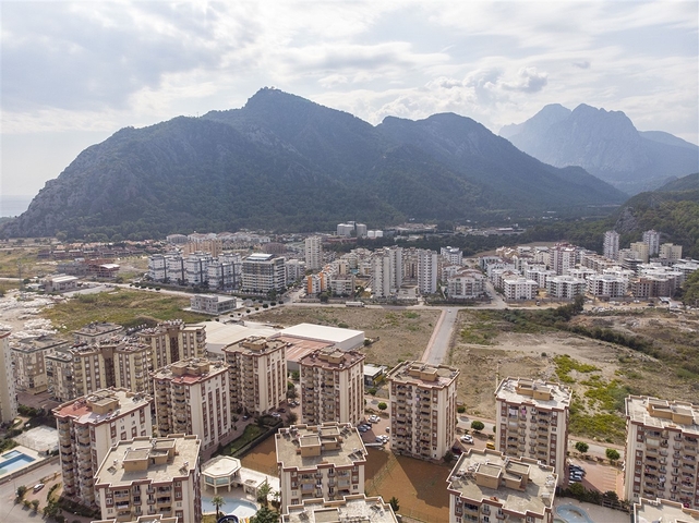 Квартира 1+1 с мебелью рядом с русской школой в Анталии