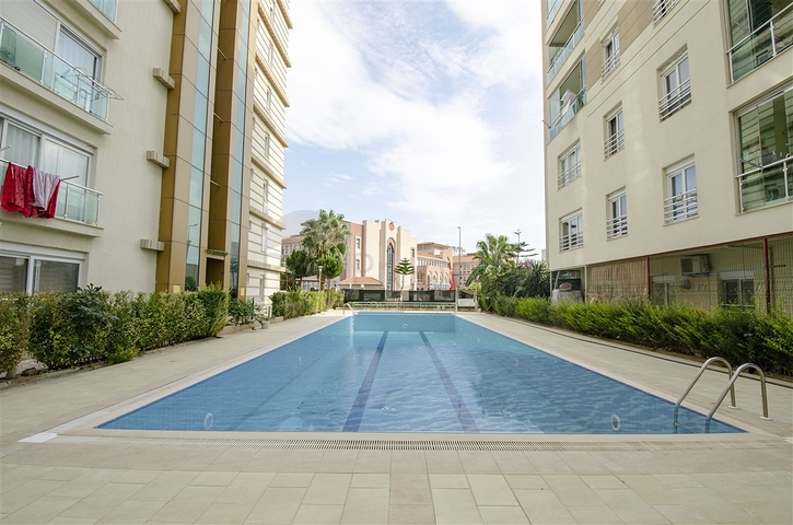 Квартира 1+1 с мебелью рядом с русской школой в Анталии