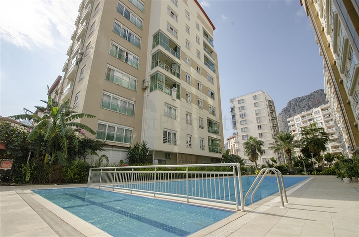 Квартира 1+1 с мебелью рядом с русской школой в Анталии