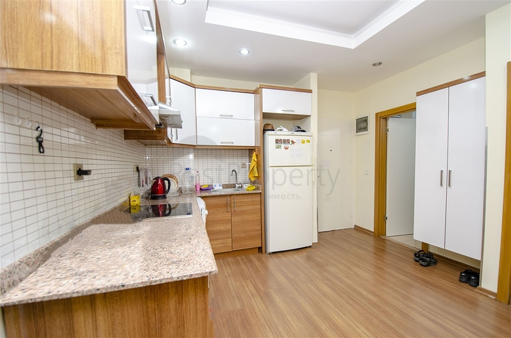 Квартира 1+1 с мебелью рядом с русской школой в Анталии