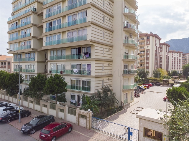 Квартира 1+1 с мебелью рядом с русской школой в Анталии