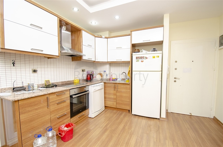 Квартира 1+1 с мебелью рядом с русской школой в Анталии