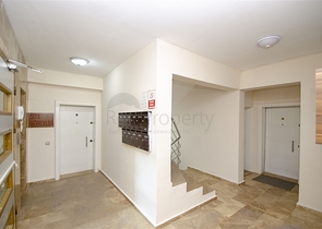 Квартира 1+1 с мебелью рядом с русской школой в Анталии