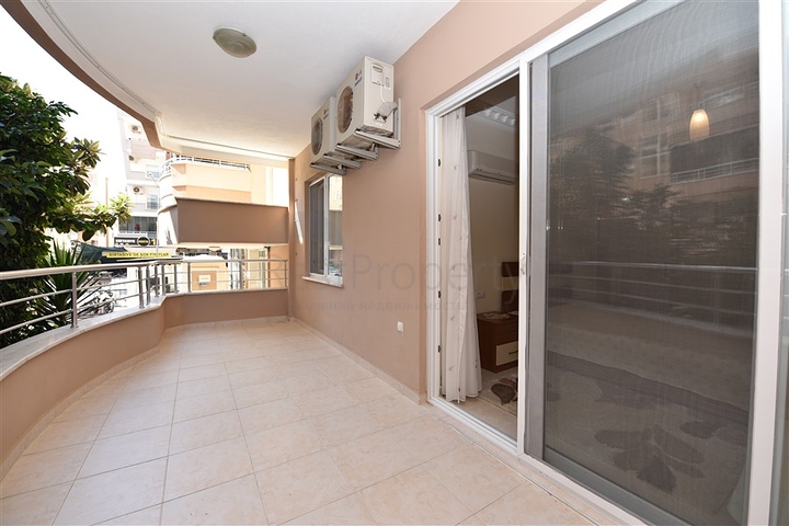 Квартира с мебелью и видом на сад в Махмутларе