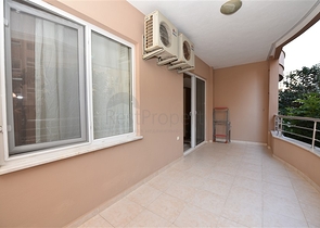 Квартира с мебелью и видом на сад в Махмутларе