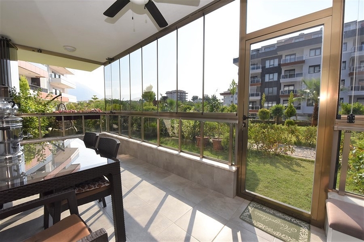 Квартира с выходом в сад в районе Аланьи Оба