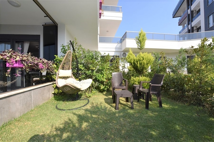 Квартира с выходом в сад в районе Аланьи Оба