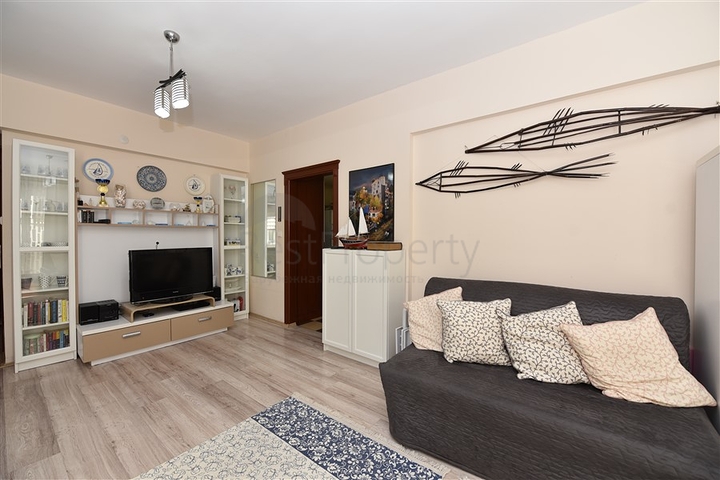 Двухкомнатная квартира в 20 метрах от моря