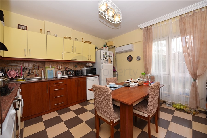 Двухкомнатная квартира в 20 метрах от моря