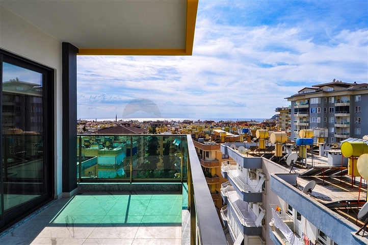 Квартира с мебелью в новом комплексе в центре Алании