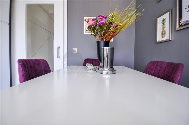 Квартира с мебелью в новом комплексе в центре Алании