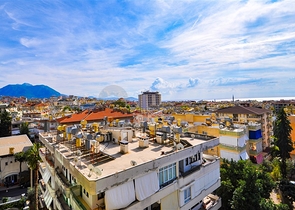 Квартира с мебелью в новом комплексе в центре Алании