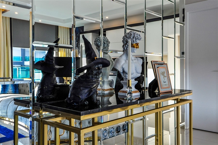 Роскошный пентхаус в 5 минутах ходьбы от моря