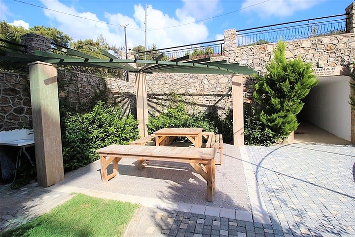 Роскошный пентхаус в 5 минутах ходьбы от моря