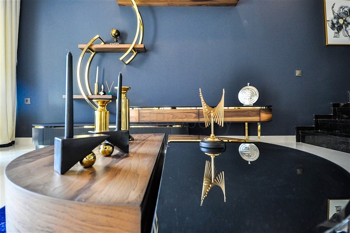 Роскошный пентхаус в 5 минутах ходьбы от моря