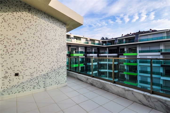 Роскошный пентхаус в 5 минутах ходьбы от моря