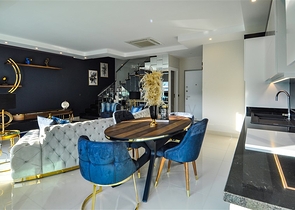 Роскошный пентхаус в 5 минутах ходьбы от моря