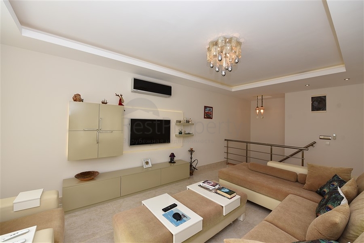 Меблированный пентхаус с тремя спальнями