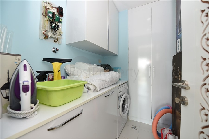 Меблированный пентхаус с тремя спальнями