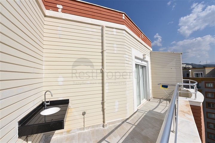 Меблированный пентхаус с тремя спальнями