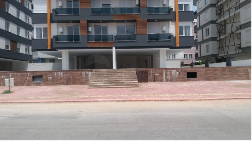 2 магазина на продажу в районе Лиман Коньяалты