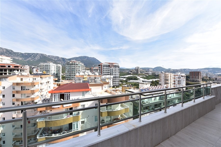 Меблированный пентхаус по привлекательной цене