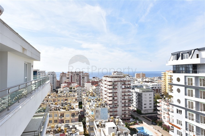 Меблированный пентхаус по привлекательной цене